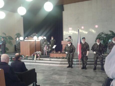 12803125_10205405872726838_8974437506680223880_n